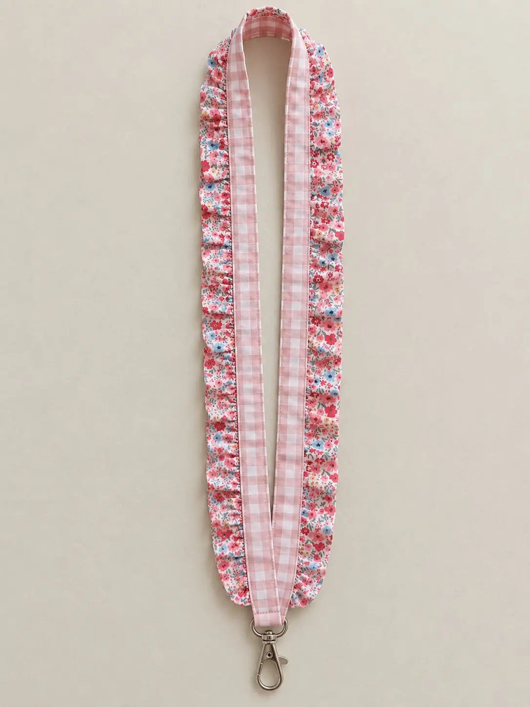 Lanyard Rosa con Volantes